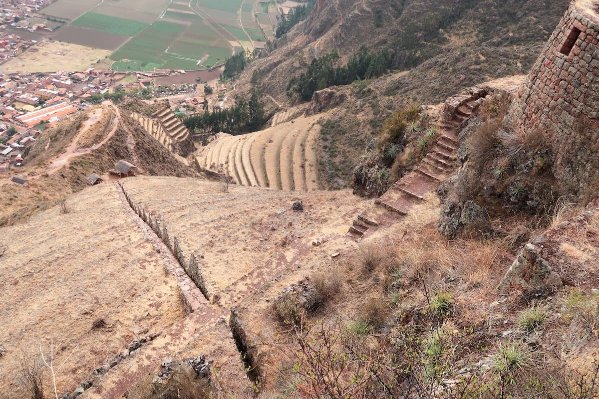 Das Heilige Tal der Inka auf eigene Faust entdecken Aussicht von der Inka Ruine in Pisac