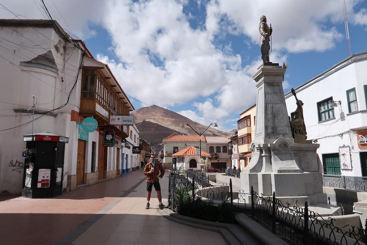 Bolivien Low-Budget: dein Abenteuer Guide Minenstadt Potosi in Bolivien