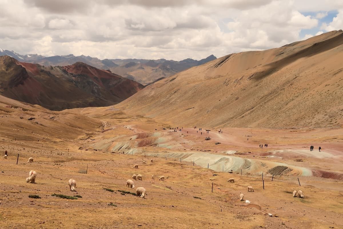 aufstieg rainbow mountain peru der Aufstieg von Pitumarca auf den Regenbogenberg