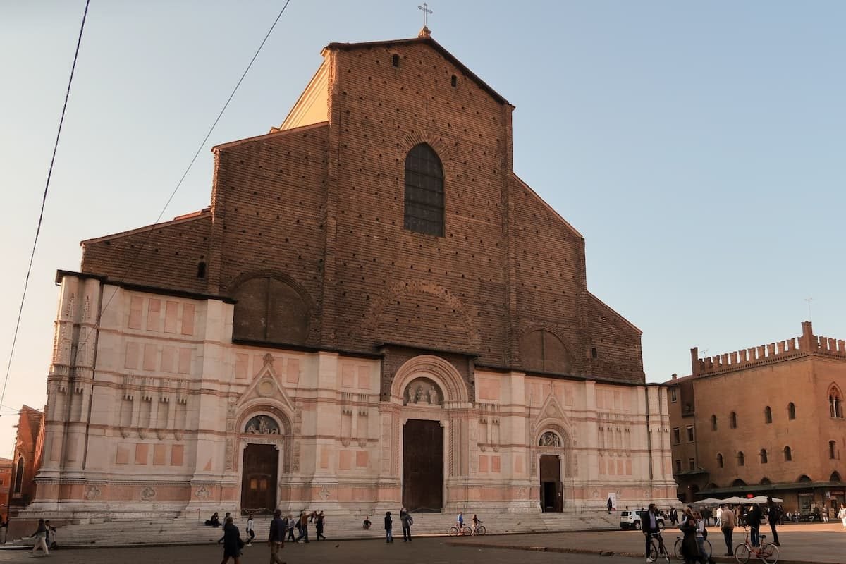 Bologna Piazza Maggiore